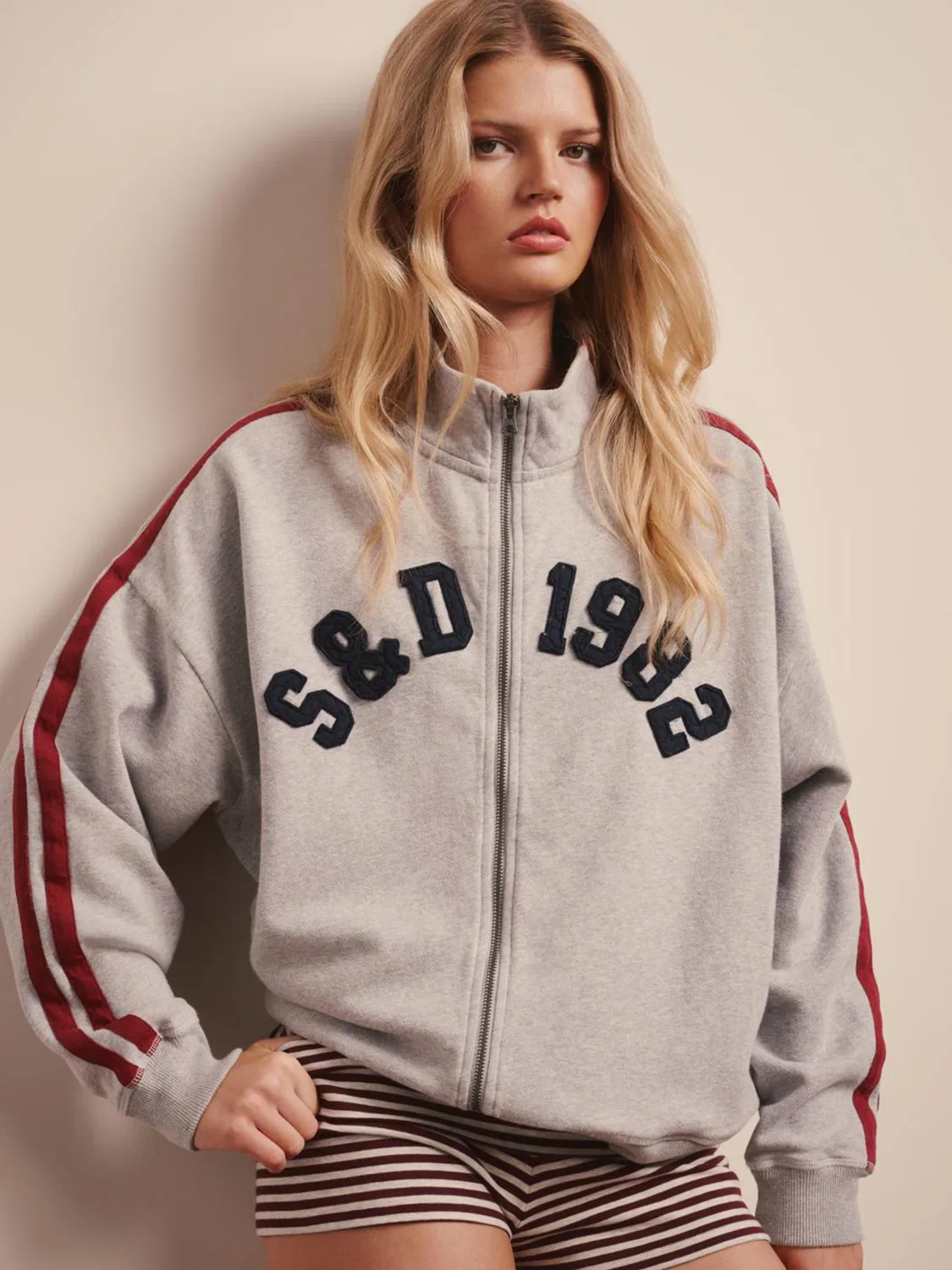 Толстовка на молнии Athletic Essentials Applique Loose Zip Track Top Superdry, серый