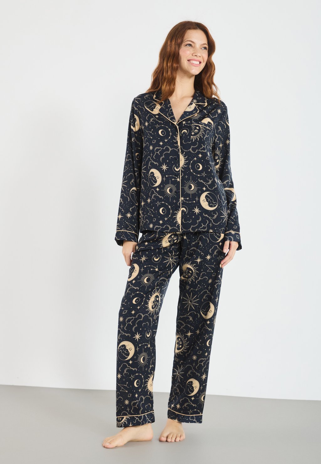 

Пижама SET Even&Odd by Zalando, черный