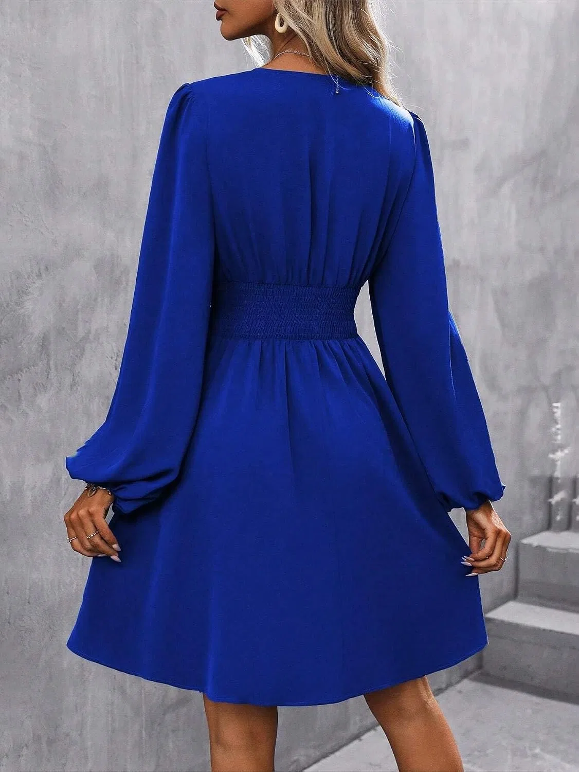 Женское летнее платье с V-образным вырезом и завышенной талией, Royal Blue — фото 2