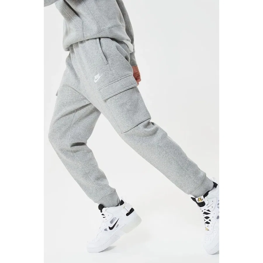 Штаны спортивные Nike Sportswear Club Fleece Taper Leg Sneaker Length Cargo Pant, Серый — фото 4