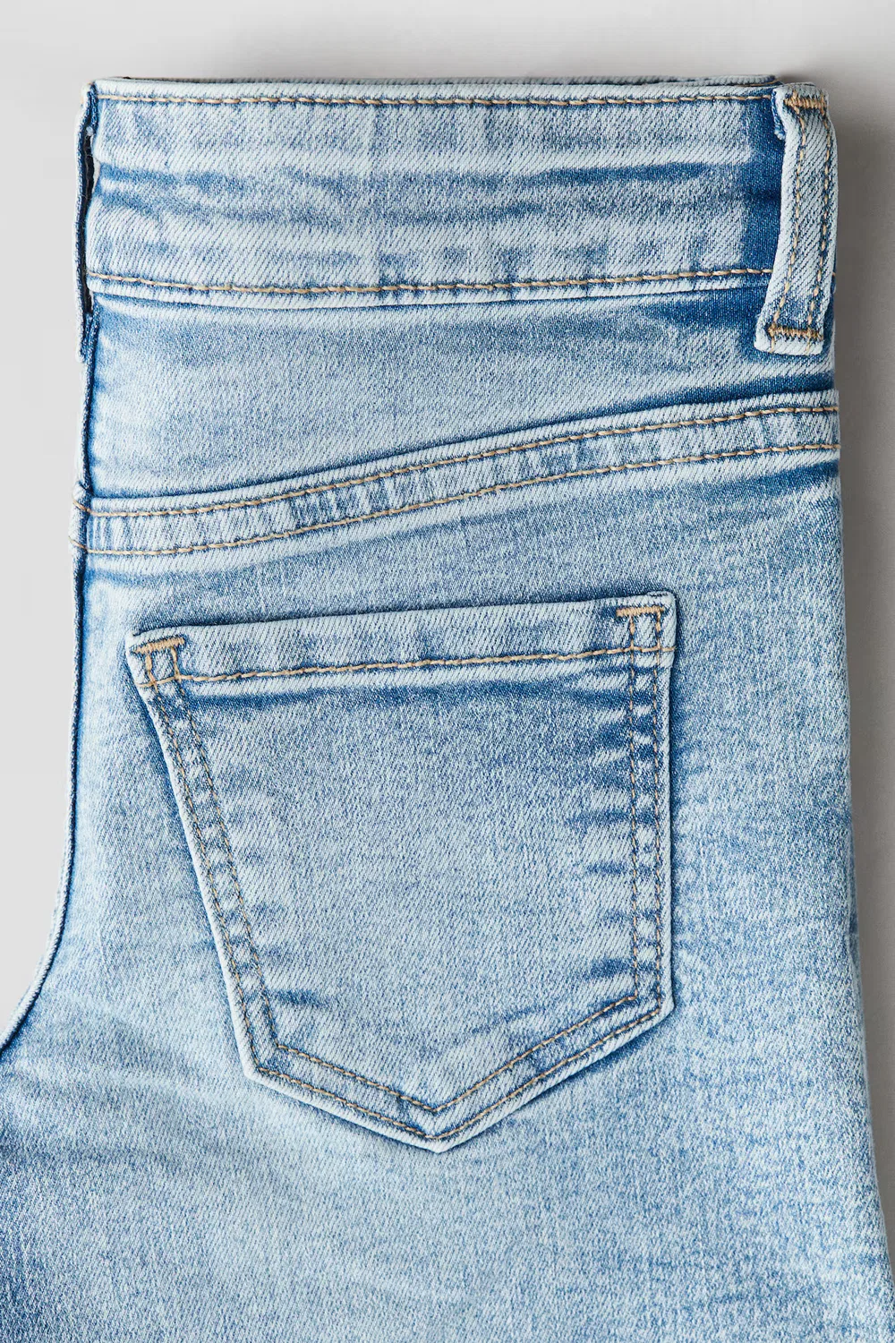 Джинсы с широкими штанинами из суперэластичной ткани H&M, Helles Denimblau — фото 3