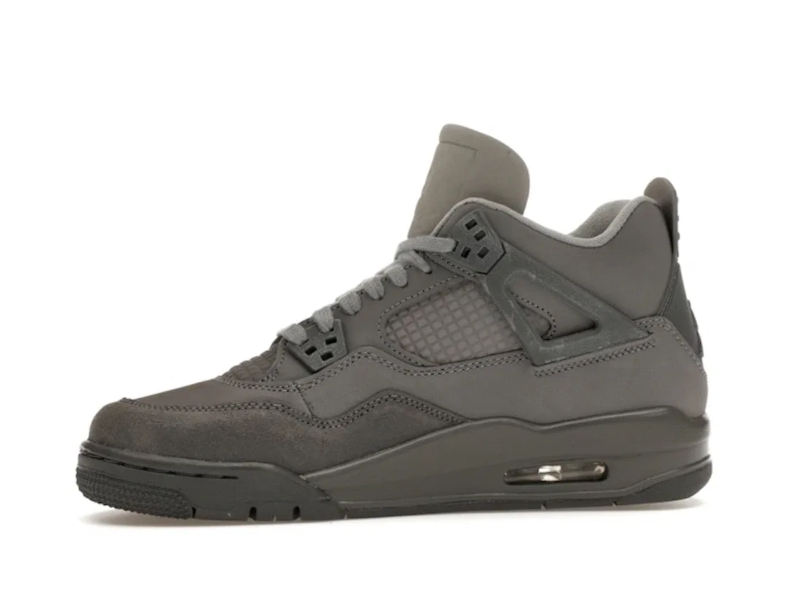 Детские кроссовки Lifestyle с монограммой Jordan 4 Retro SE, Smoke Grey/Iron Grey/Cement Grey — фото 3