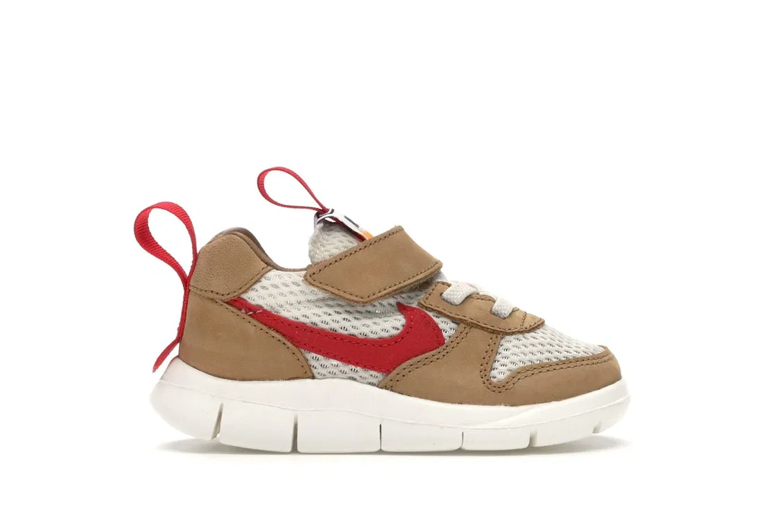 Детские кроссовки Lifestyle с принтом Nike Mars Yard Nike, Natural/Sport Red-Maple