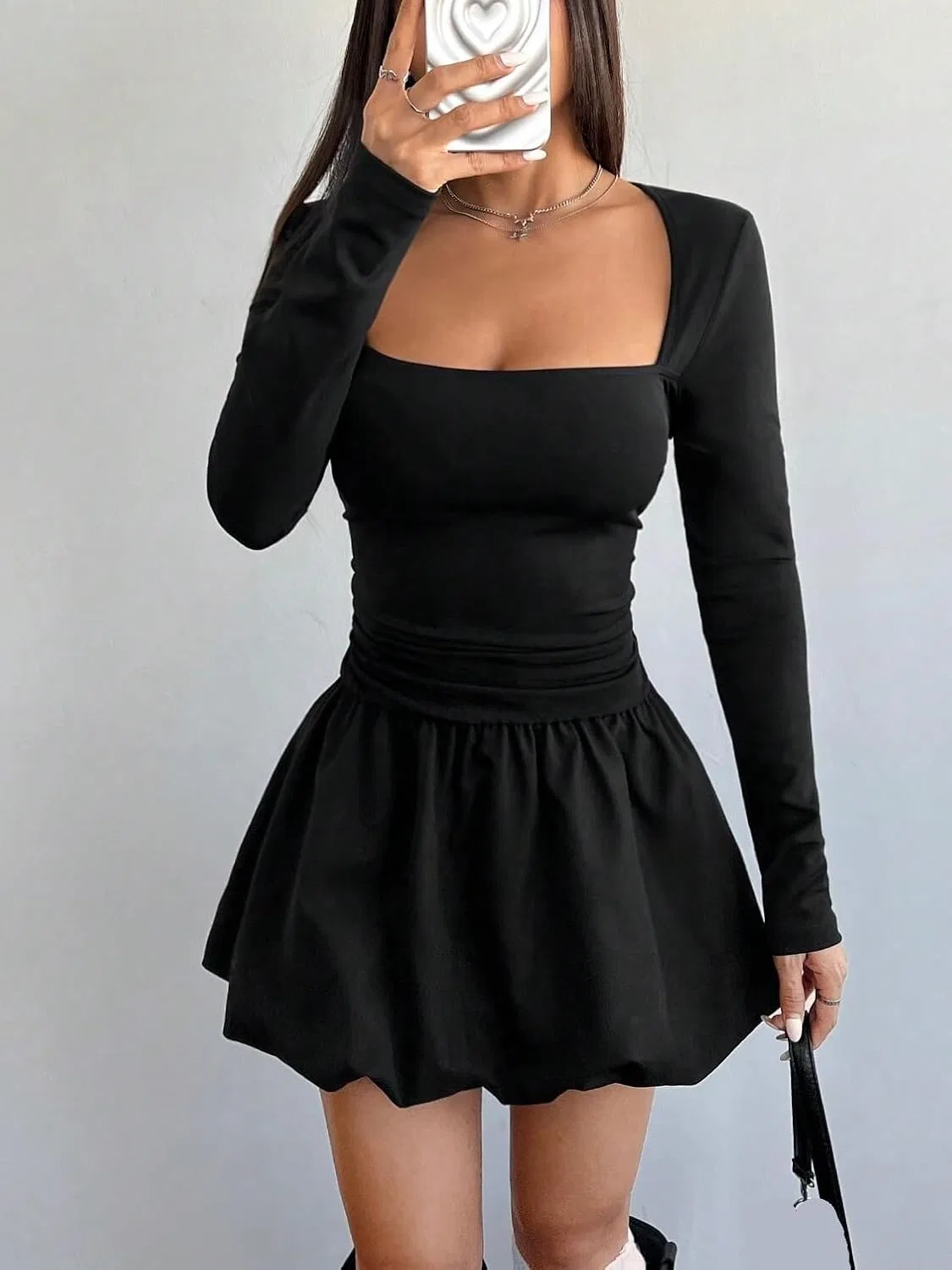 Женское мини-платье трапеция с длинным рукавом, Black — фото 2