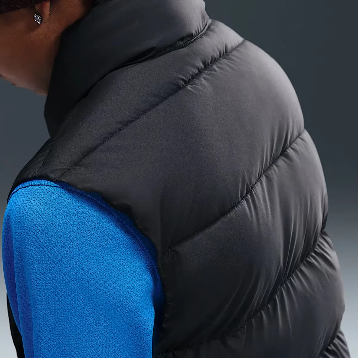 Детский жилет Nike Sportswear Down Vest SS25, черный — фото 4