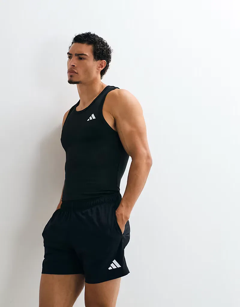 Ребристый жилет Adidas Training Essentials, черный — фото 2