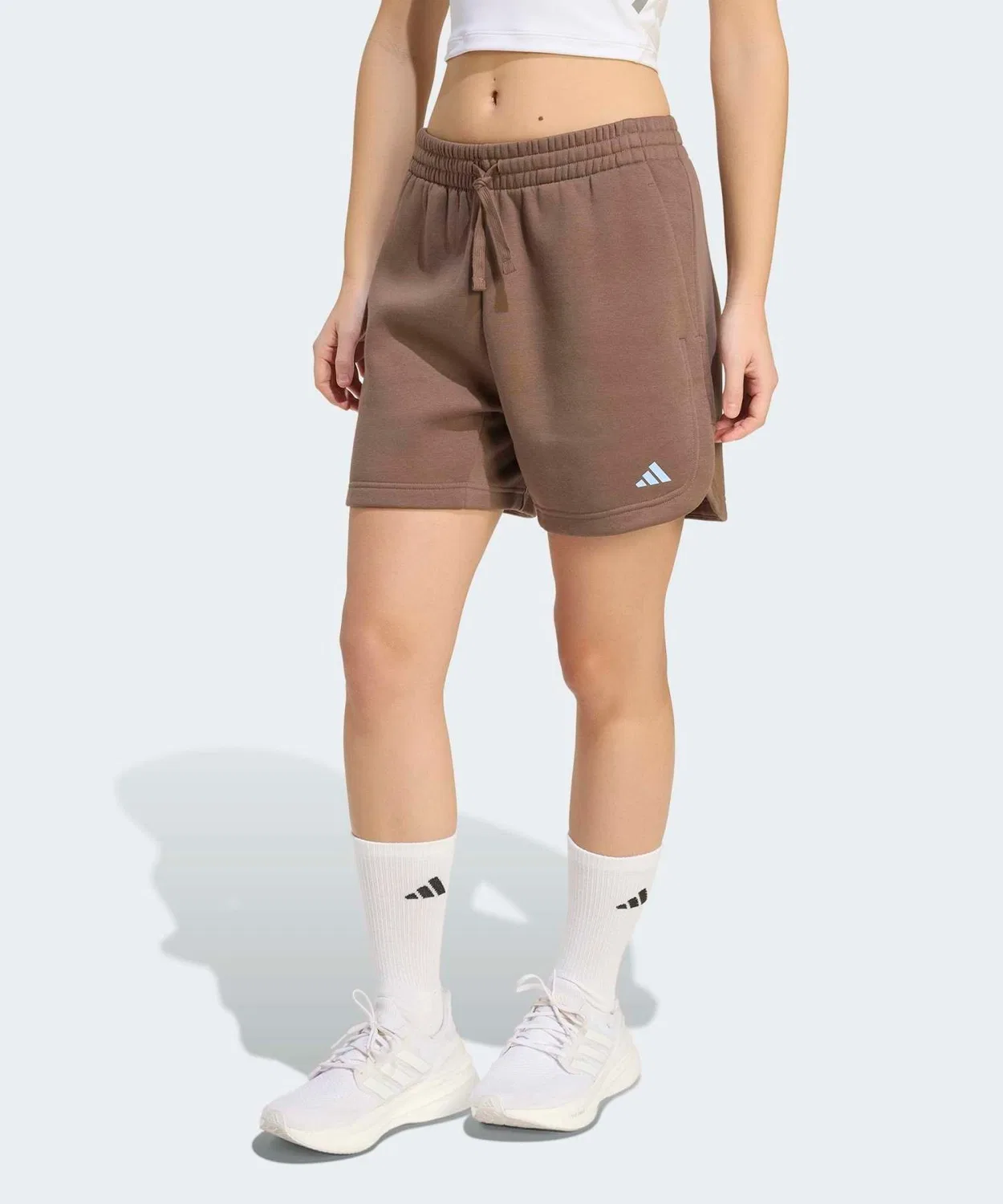 Женские шорты свободного кроя с утяжкой Adidas Three Stripes Studio Fleece Loose Shorts, Brown