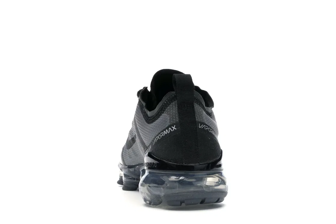 Детские кроссовки Lifestyle с амортизацией Nike Air VaporMax 2019, Black/Black-Black — фото 4