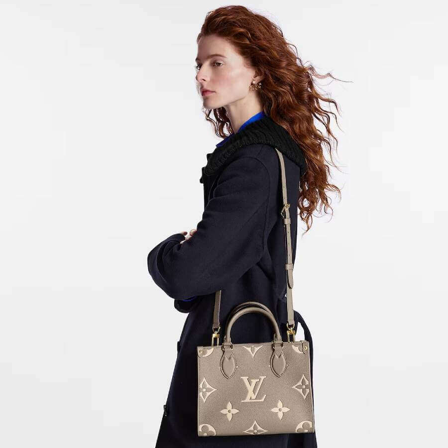 

Сумка Louis Vuitton Onthego PM, серый/кремовый