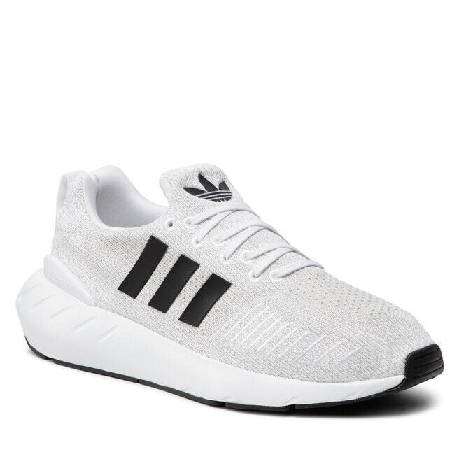 

Кроссовки adidas SwiftRun, серый