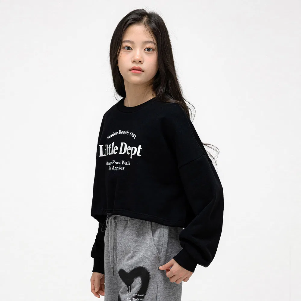 Детский укороченный свитшот Little Dept с логотипом, чёрный — фото 3