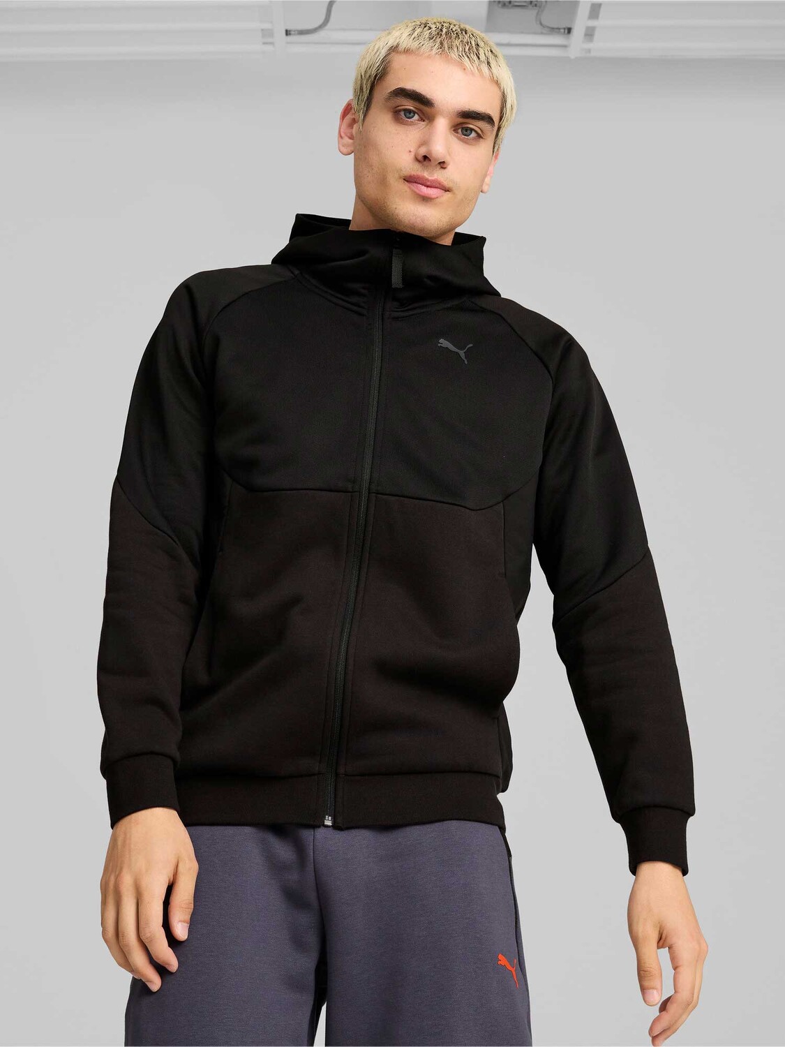 

Толстовка Puma PUMATECH FZ Hoodie FL, черный