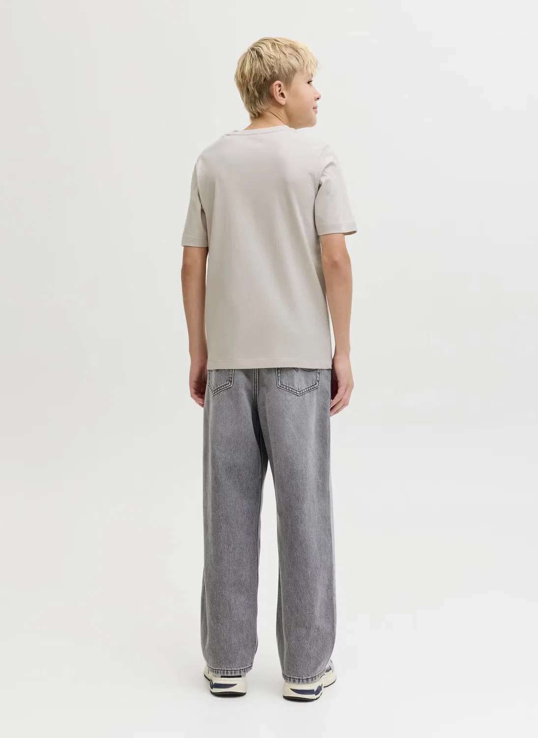 Футболка с принтом с коротким рукавом Jack & Jones Junior, серый — фото 2