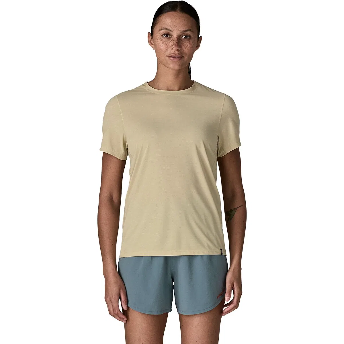 Женская футболка с длинным рукавом Capilene Cool Ultra Shirt Patagonia, Pumice/Dyno White X-Dye