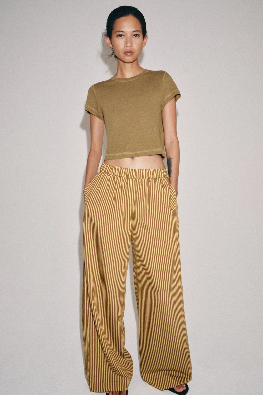 Футболка в деревенском стиле с коротким рукавом ZARA, Mustard