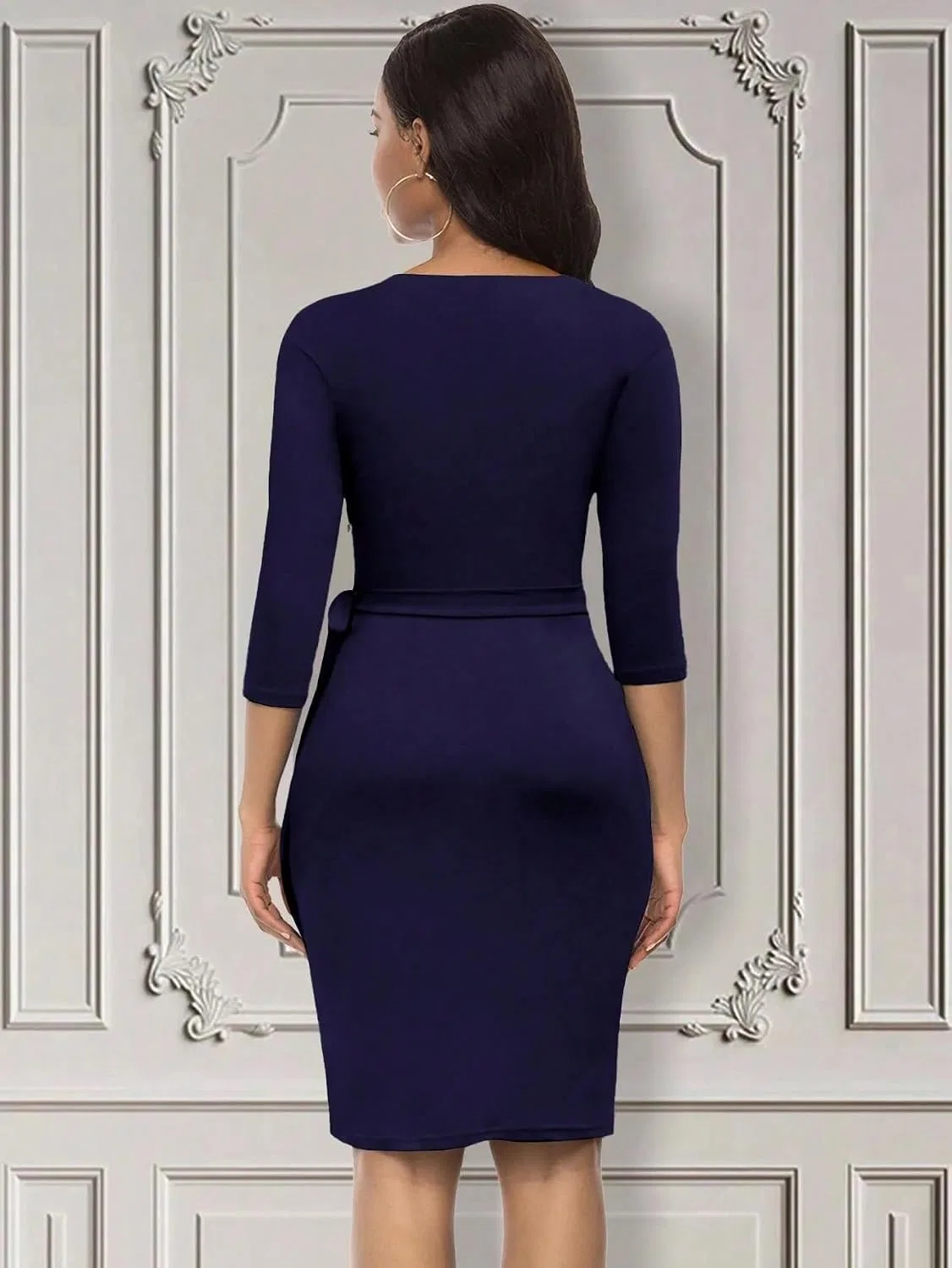 Женское облегающее платье миди с V-образным вырезом Navy Blue — фото 4