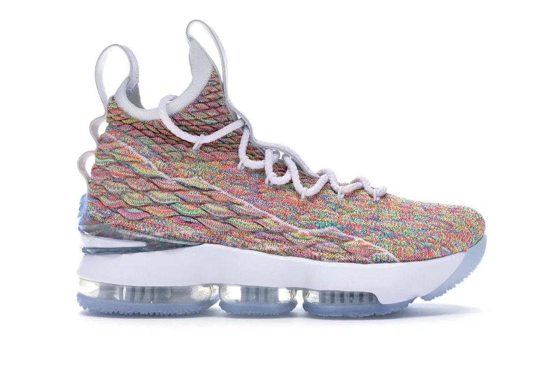 Детские кроссовки для мальчиков с контрастным принтом Nike LeBron 15, Multi-Color/White