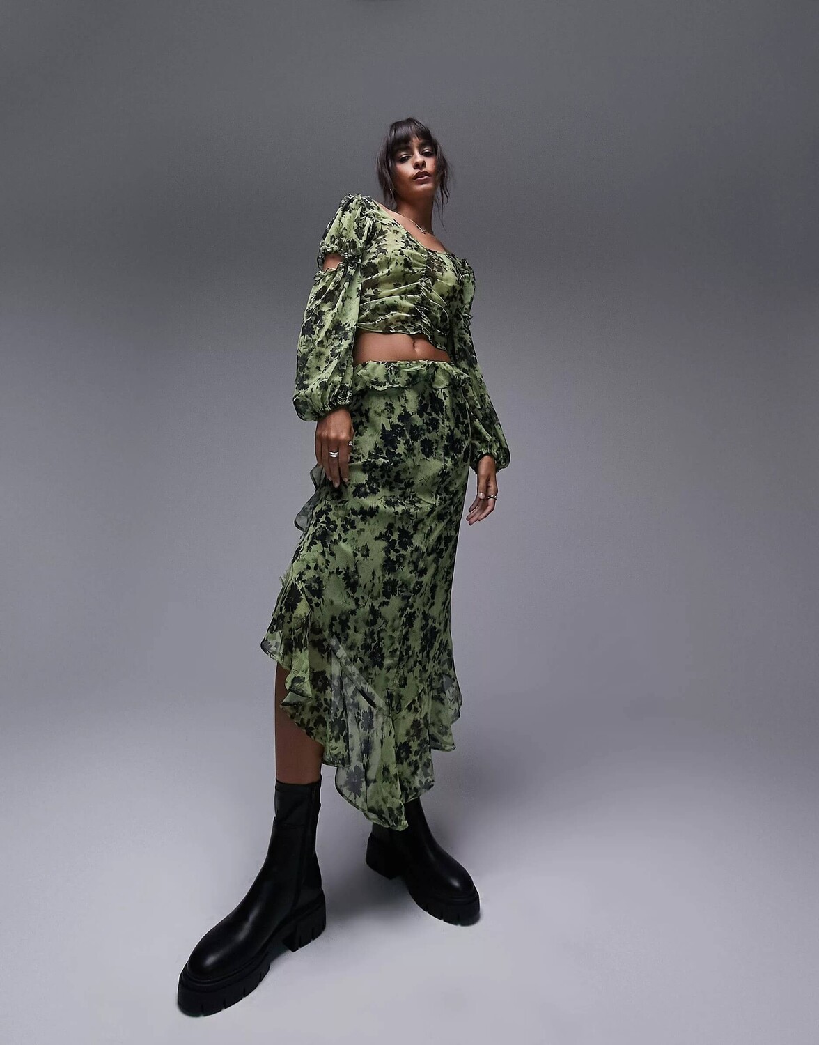 

Юбка Topshop Co-ord Raw Edge Ruffle Midi, зеленый/черный