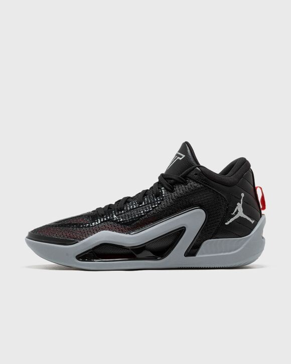 

Кроссовки Jordan Jordan Tatum 1, цвет black/metallic silver-wolf grey