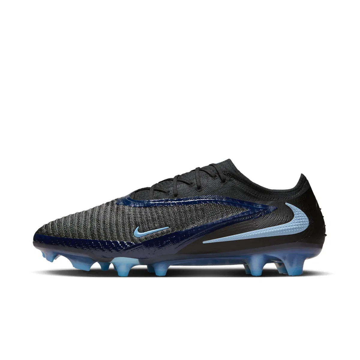 Мужские футбольные бутсы Phantom 6 Low Elite для твердого грунта Nike, черный
