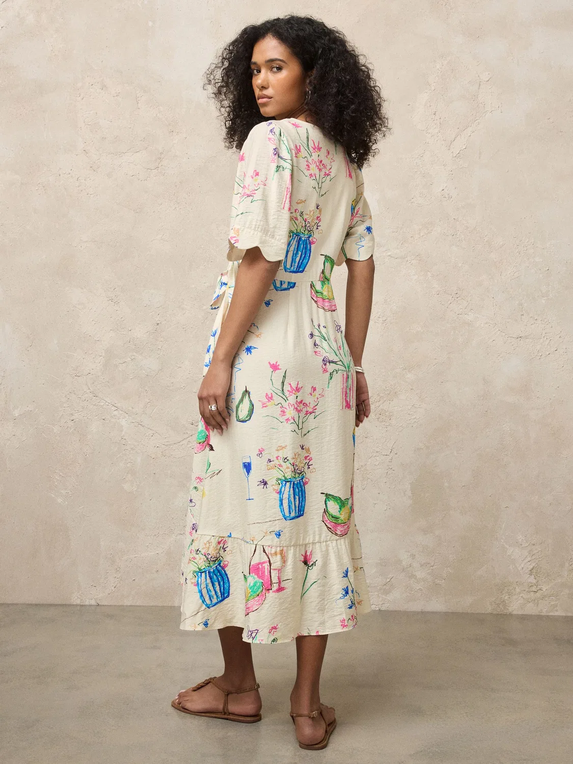 Платье миди с цветочным принтом, модель Scallop Sleeve Wrap Next, Ecru Floral — фото 3