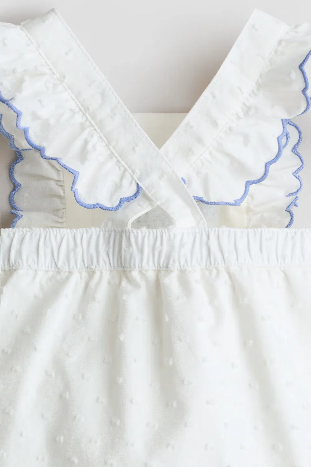 Хлопковый комбинезон с оборками Laura Ashley H&M, Weiß/Geblümt — фото 2