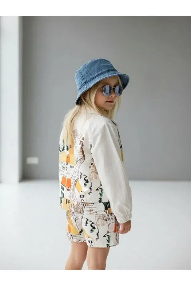 Детская куртка с узором на природную тематику Zekids — фото 4