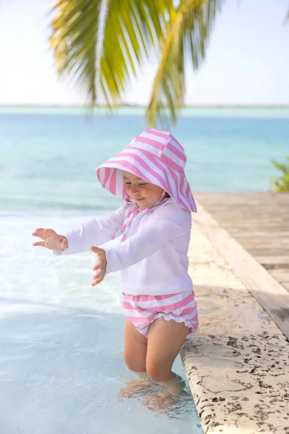 Детские плавки-шорты с оборкой Byrde Bloomer Bottom In Caicos Cabana Stripe The Beaufort Bonnet Company