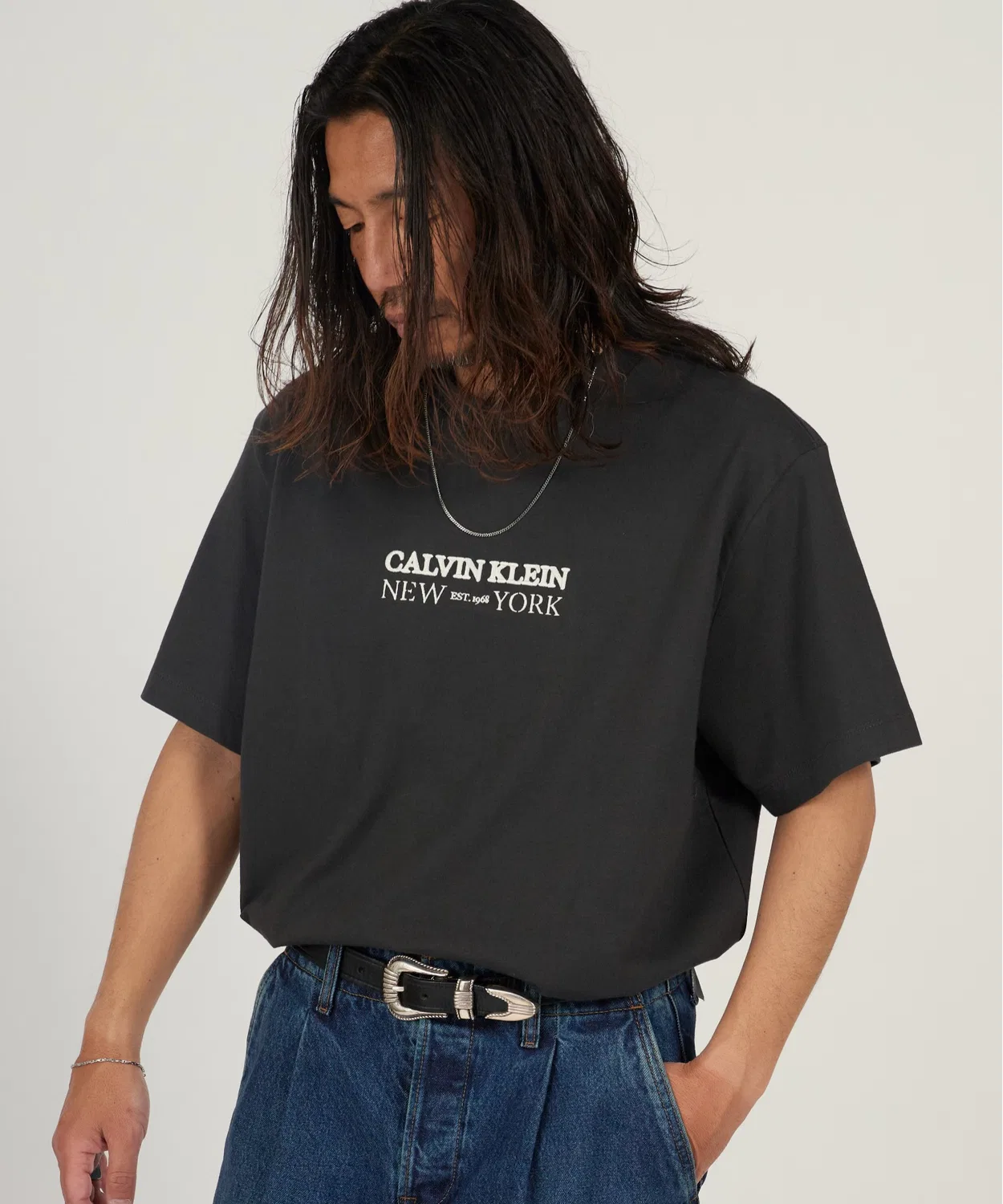 Мужская футболка с длинным рукавомс вышивкой логотипа Calvin Klein, Белый — фото 4