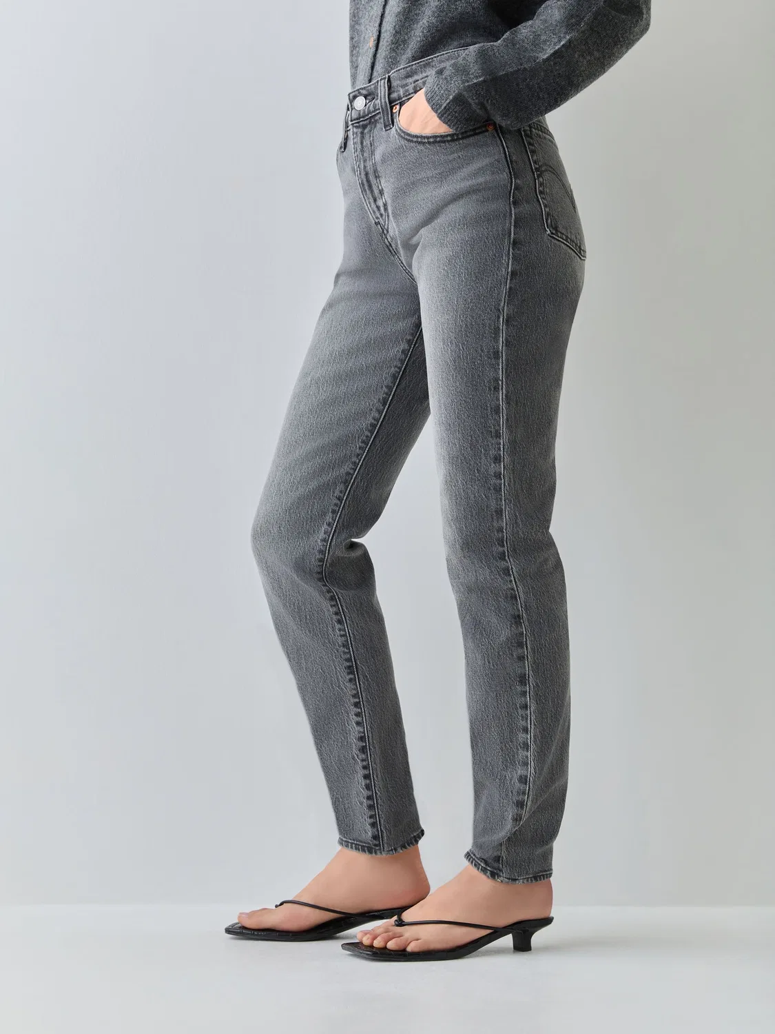 Джинсы Wedgie с высокой посадкой Levi's, серый — фото 4
