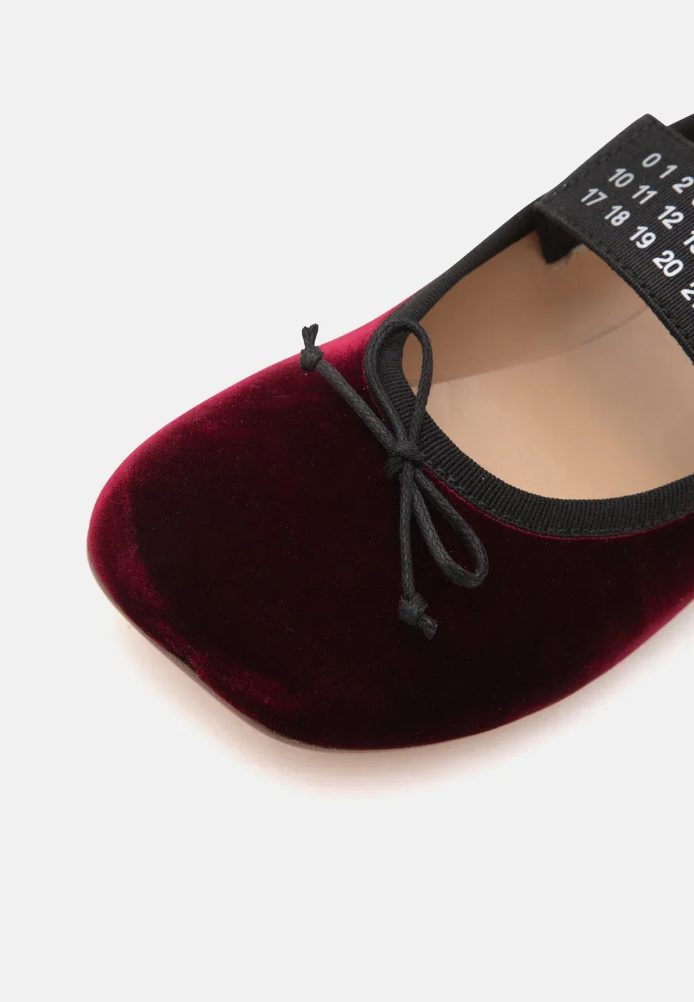 Балетки с ремешком на щиколотке Mm6 Maison Margiela, Ruby/Black — фото 3