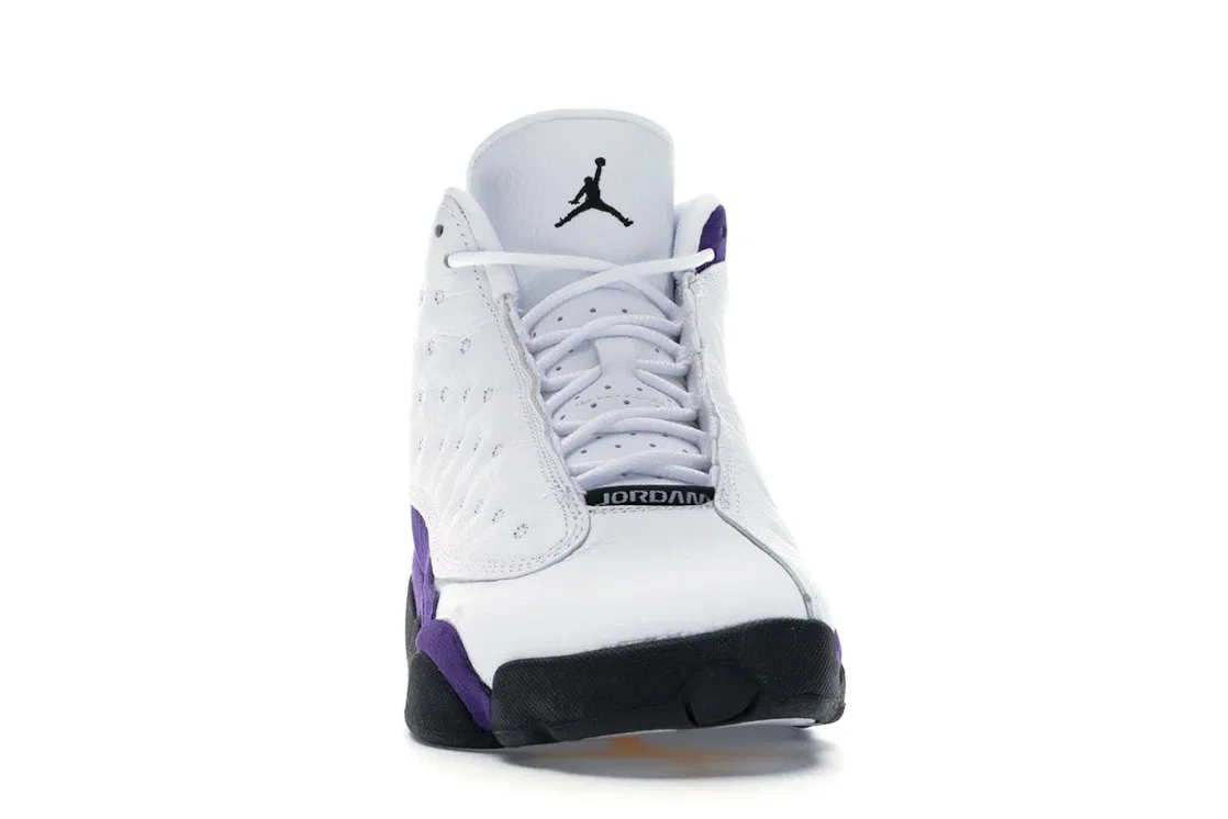 Детские кроссовки с перфорированным верхом Jordan 13 Retro Lakers Jordan, White/Black-Court Purple-University Gold — фото 2