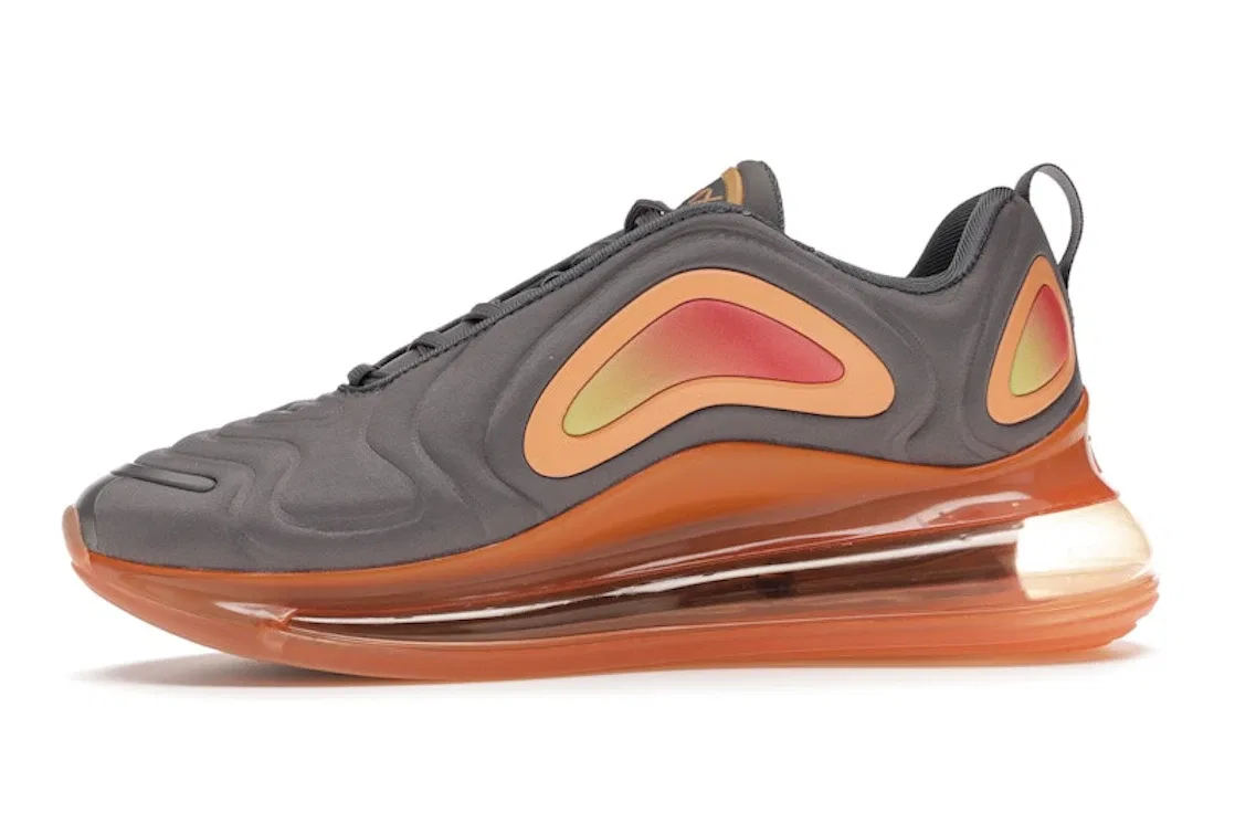 Детские кроссовки Lifestyle Nike Air Max 720, Black/Black-Fuel Orange-Orange Pulse-Yellow Pulse — фото 3
