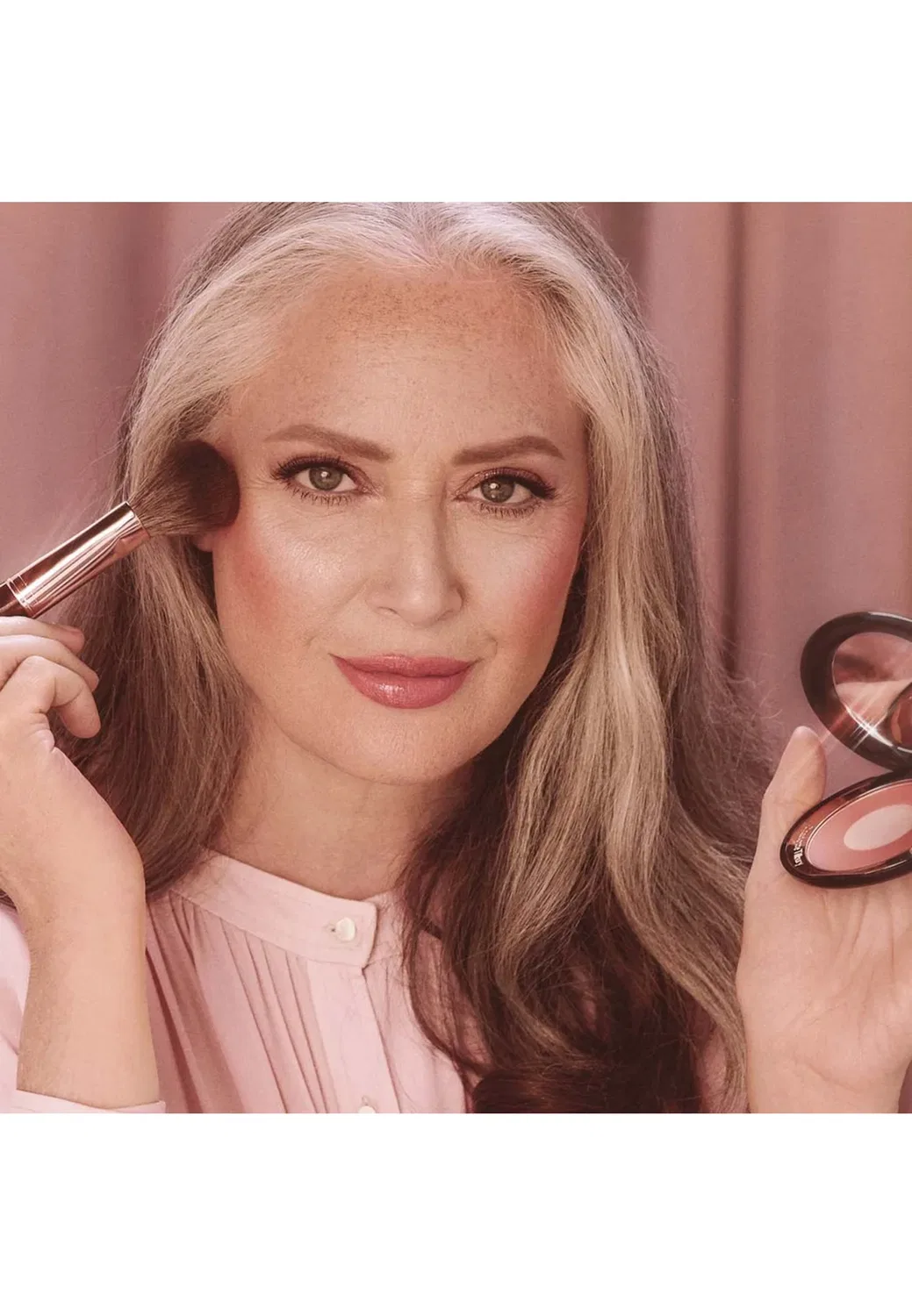 От румян до румян Cheek to chic. Charlotte Tilbury, The Climax, 8 гр — фото 2
