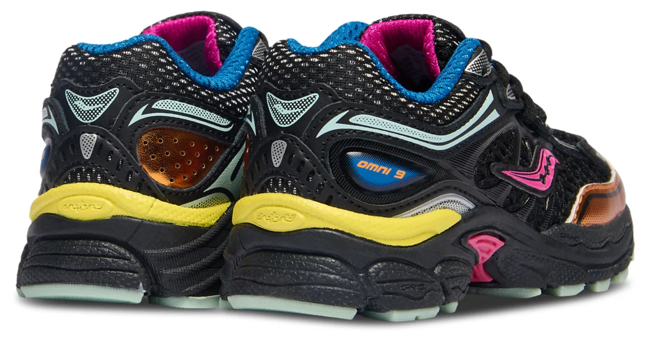 Кроссовки для мальчиков Omni 9 Saucony, черный/оранжевый — фото 3