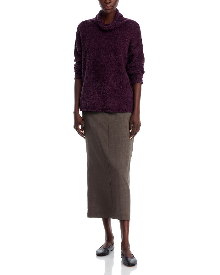 

Пушистый свитер с высоким воротом Eileen Fisher, фиолетовый