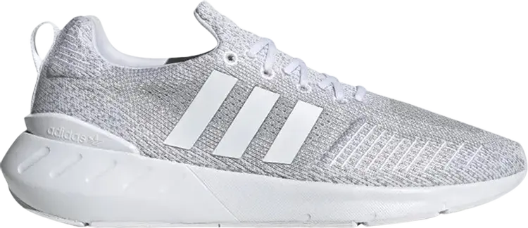 

Кроссовки Adidas Swift Run 22, белый