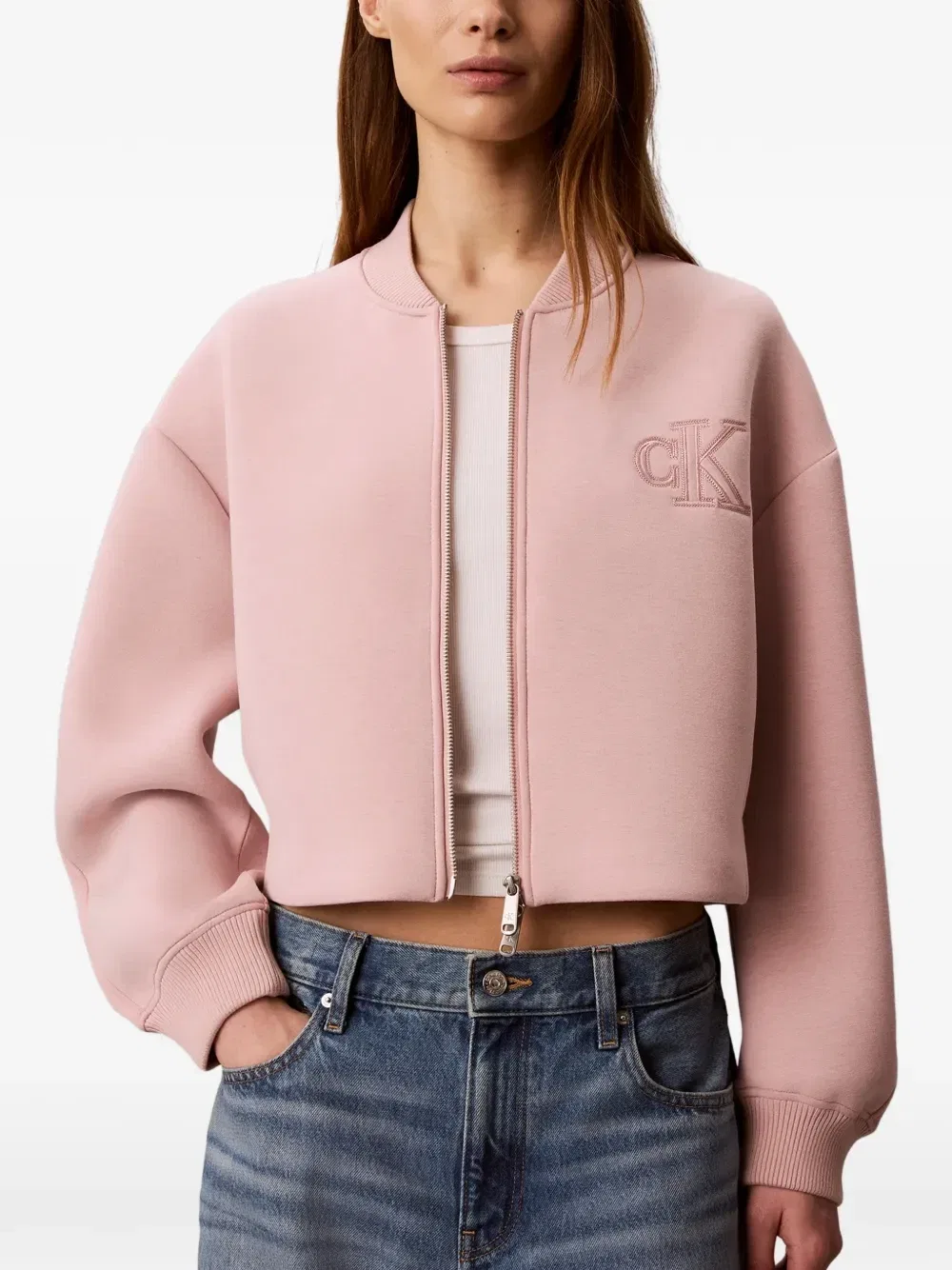 Укороченный бомбер с вышитым логотипом Calvin Klein, розовый — фото 2