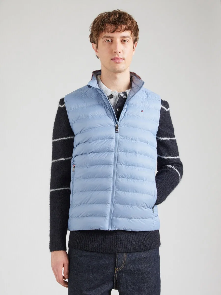 Жилет TOMMY HILFIGER 'Packable Quilted' светло-голубого цвета — фото 3