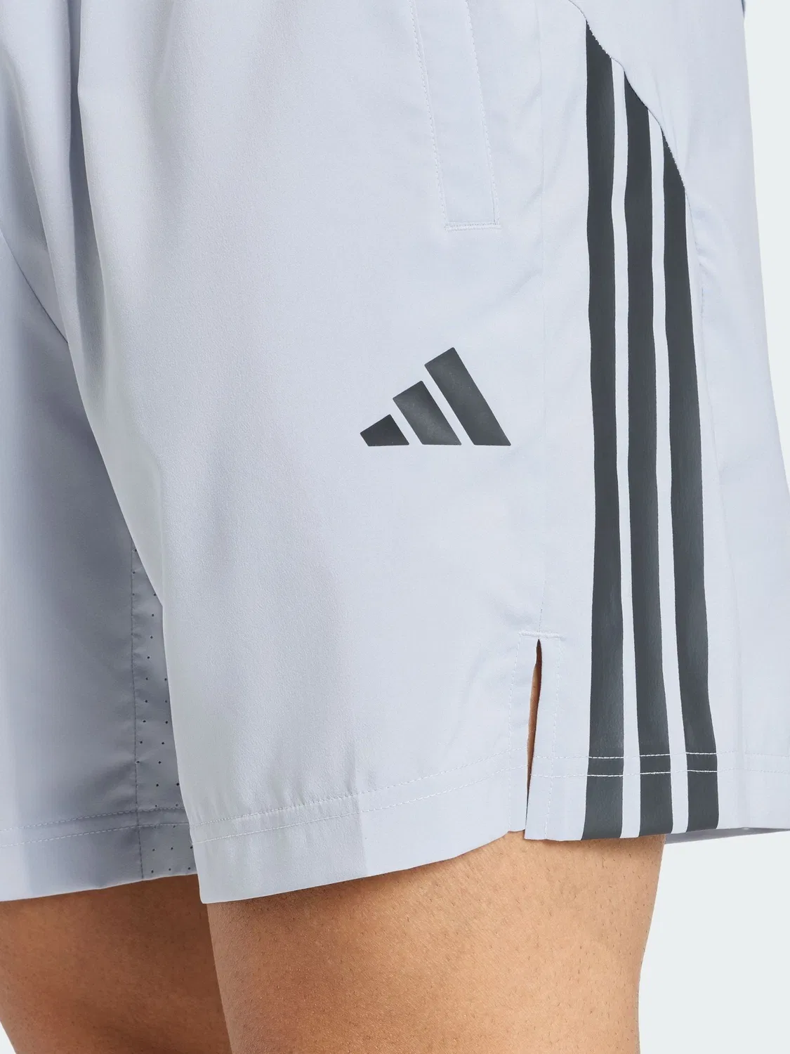 Шорты для тренировок Tech Essentials Workout 3-Stripes adidas, серый — фото 4