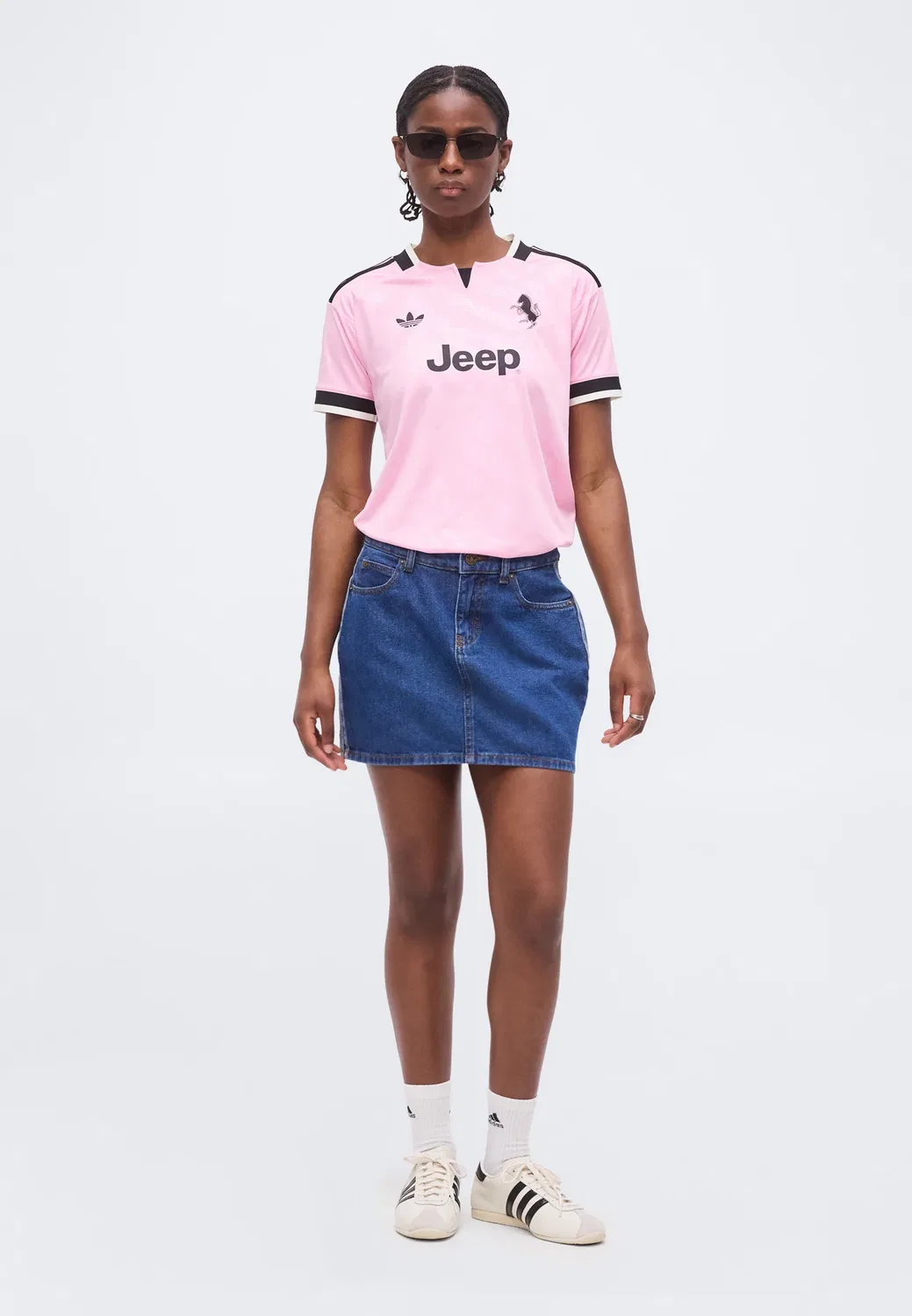 Ювентус, выездной матч 26/27 - клубная форма Adidas Originals, True Pink/Black — фото 2