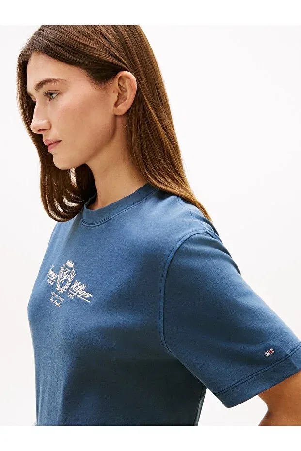 Женская футболка с принтом Varsity Crest Mdrn C Tommy Hilfiger, C1g Dark Night Navy — фото 4