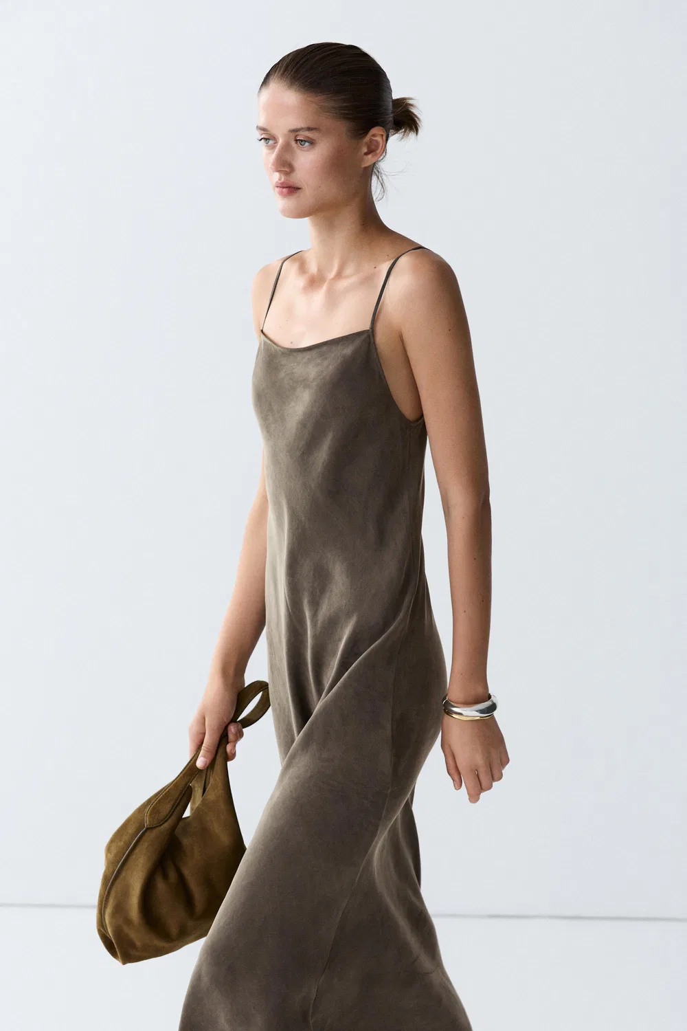 Платье Massimo Dutti, миди-платье в стиле нижнего белья с тонкими бретелями, серый — фото 3