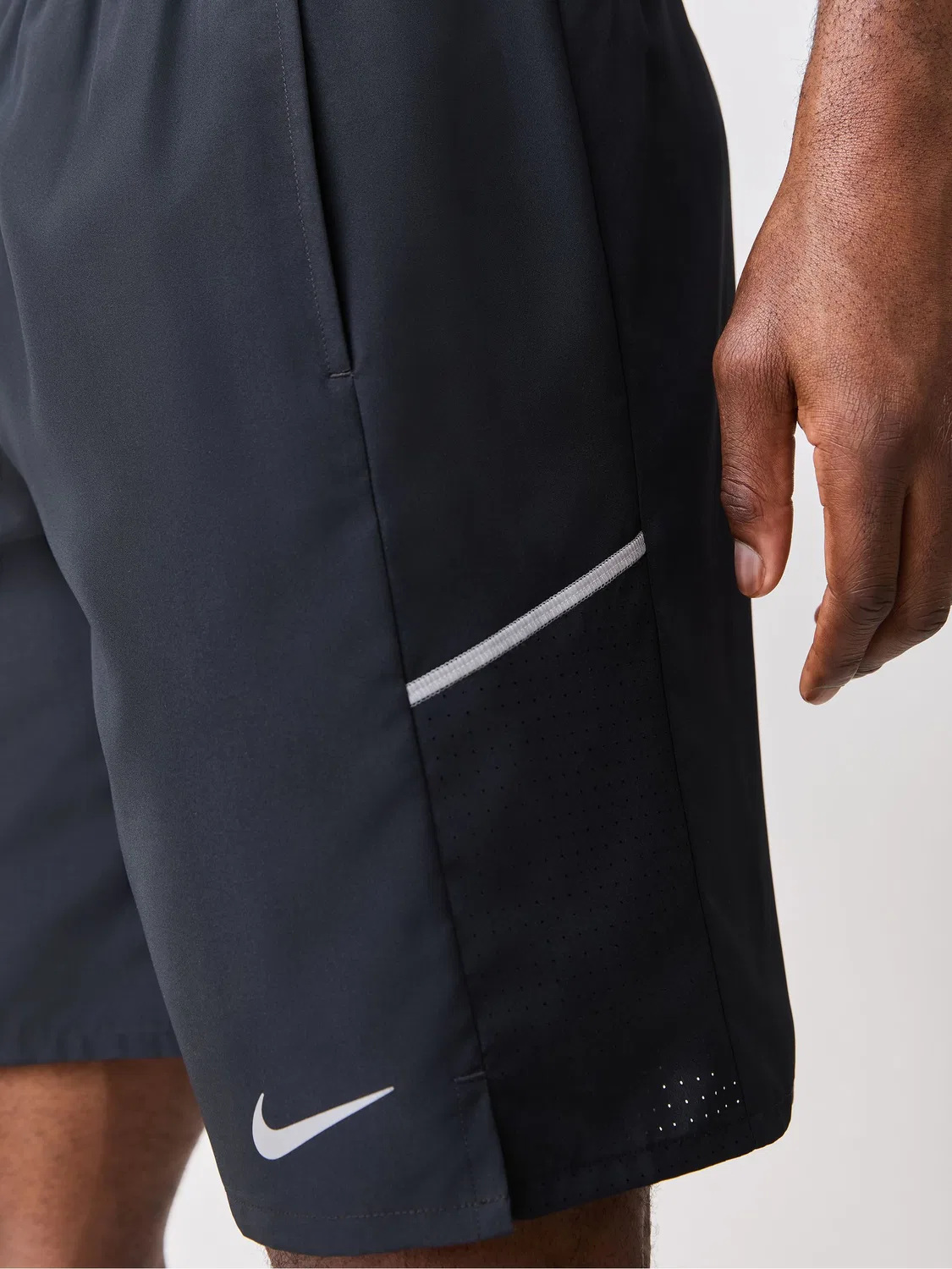 Шорты беговые Miler Dri-FIT 5 дюймов Nike, черный — фото 4