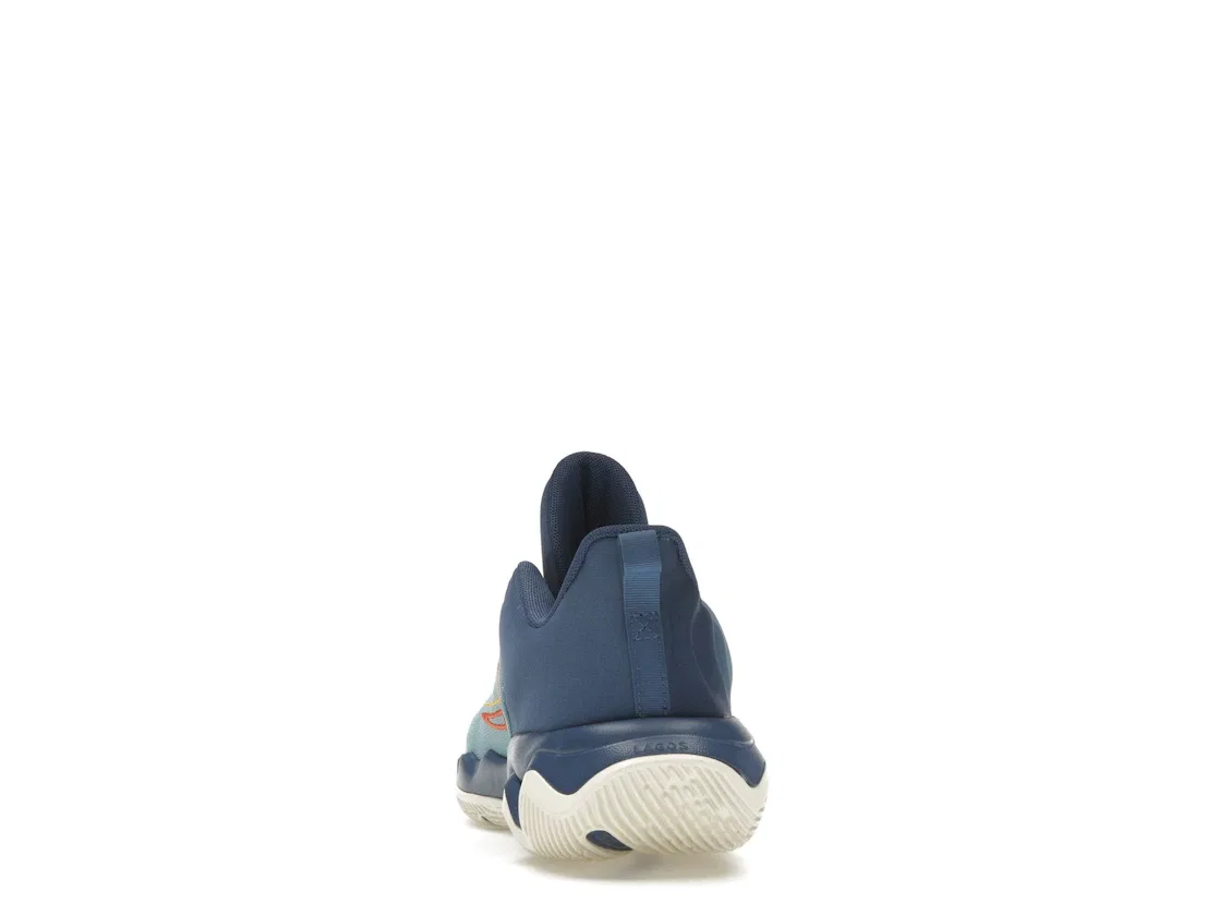 Детские кроссовки для баскетбола Giannis Immortality 4 Nike, Denim Turquoise/Mystic Navy/University Gold/Cosmic Clay — фото 4