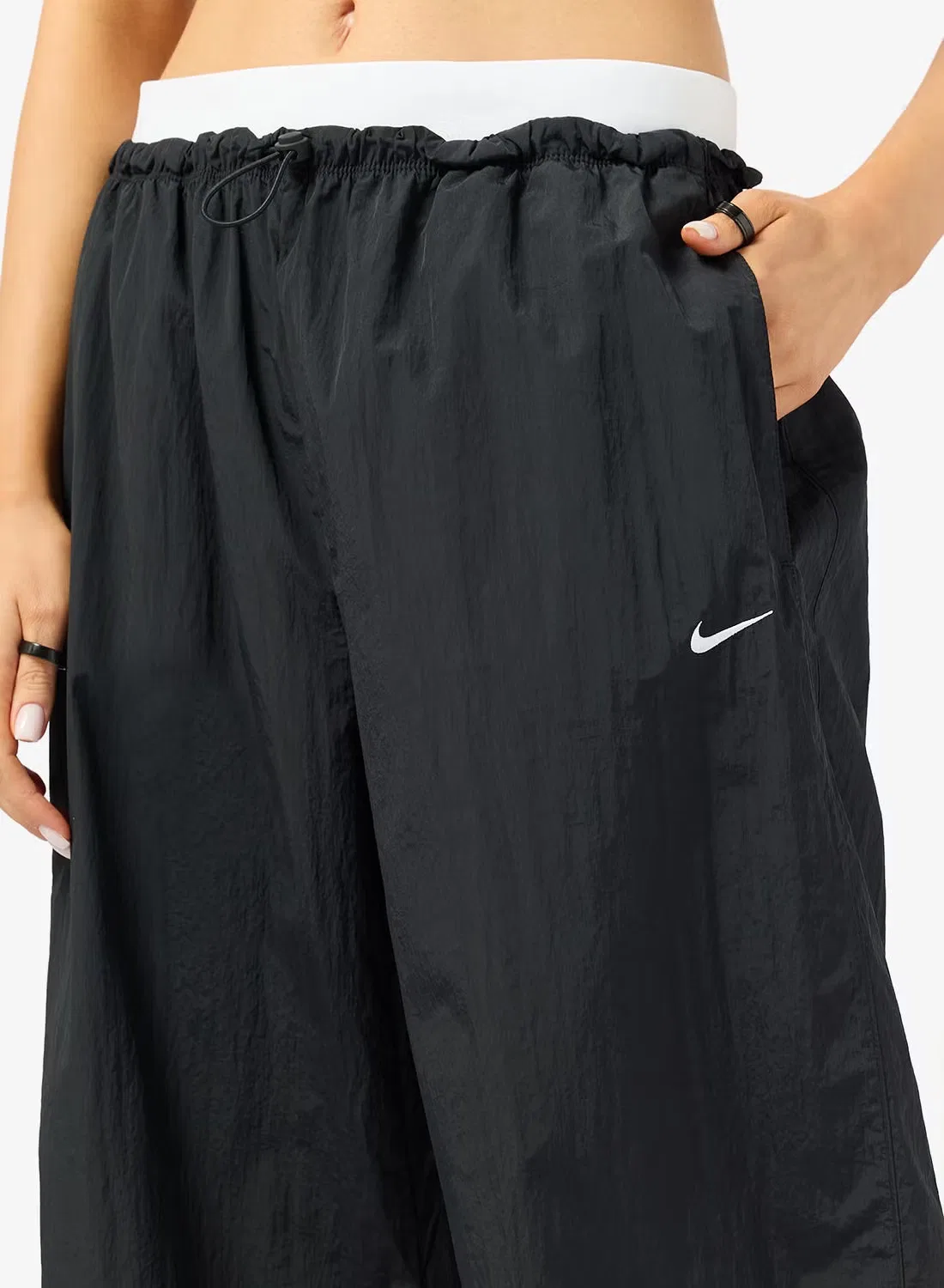 Брюки-парашют с завышенной посадкой Nike, черный — фото 4