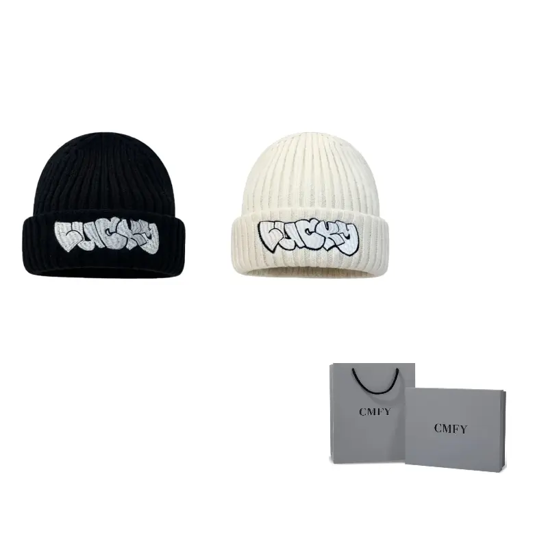 

CMFY Унисекс шапка бини, Black+Milk White