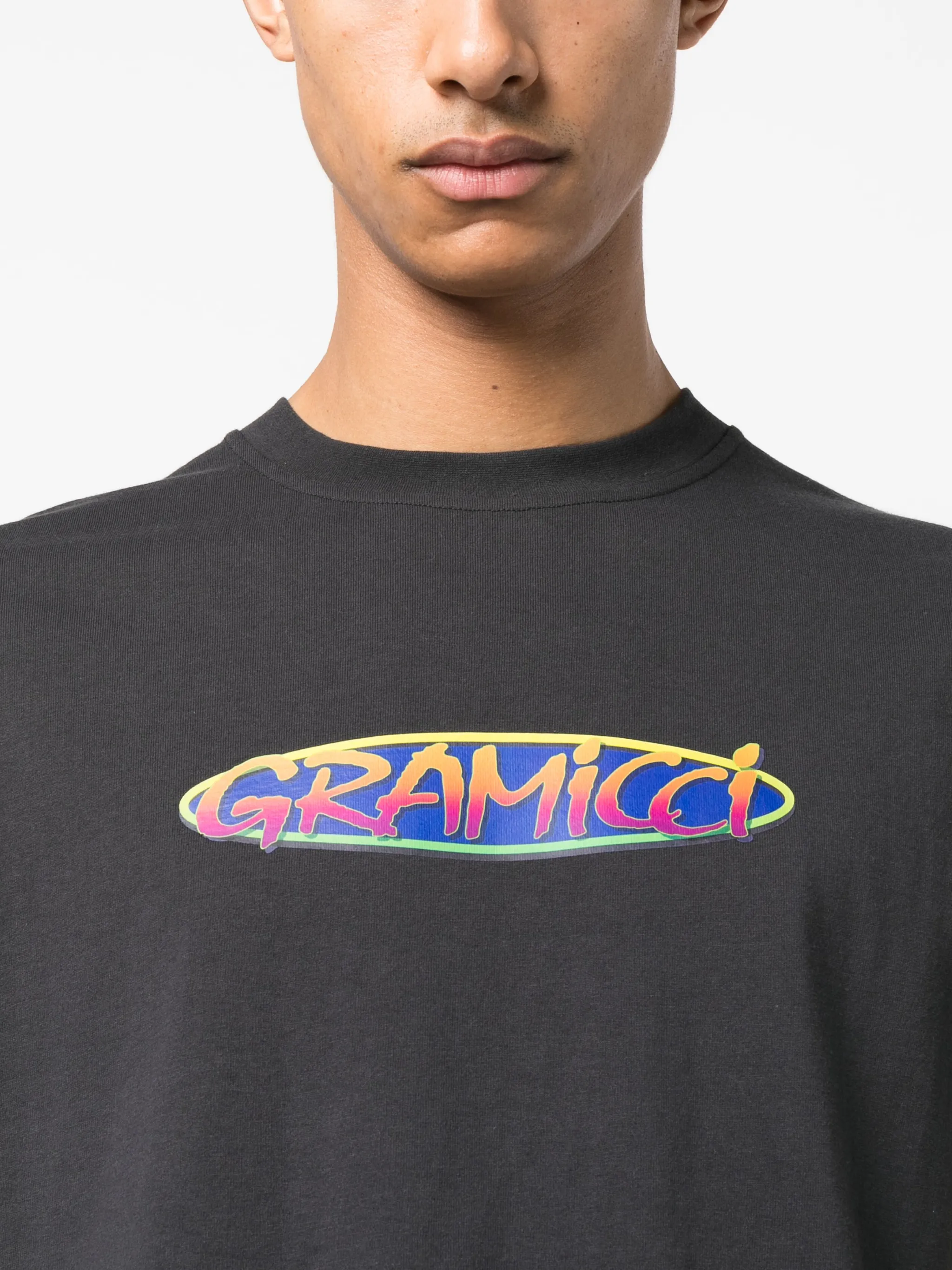 

Футболка с логотипом Gramicci, черный