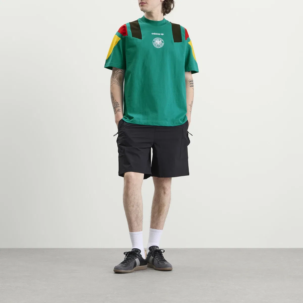 Футболка с круглым вырезом DFB EQT Adidas, Equipment Green — фото 4
