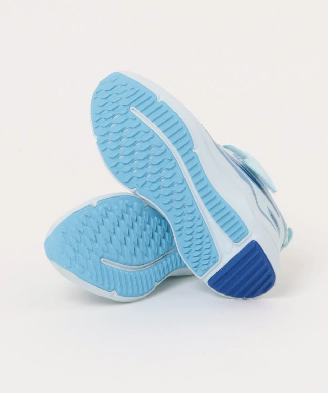 Детские кроссовки с легкой амортизацией Cosmic Runner SE3 PS NIKE, Blue/Racbl — фото 3